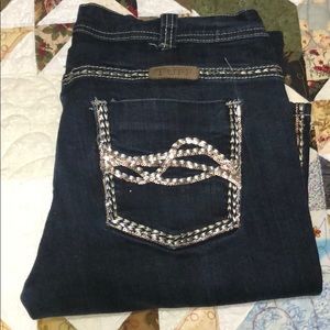 Cowgirl Tuff Jeans 33 X 35